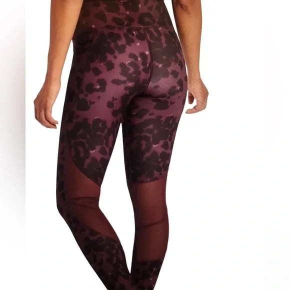 NWOT All In Motion Leopard Print 7/8 Legging & Sports Bra Set Size Small - Picture 5 of 16